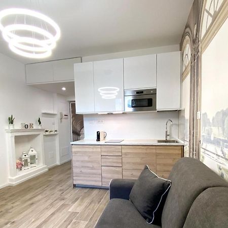 Marghera35 Apartment: stile e comodità in centro Milão Exterior foto